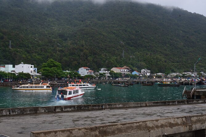 Cham Island Day Tour: Speed Boat, Lunch, Snorkeling & Beach - Lang Beach and the protected area: where the day’s focus starts