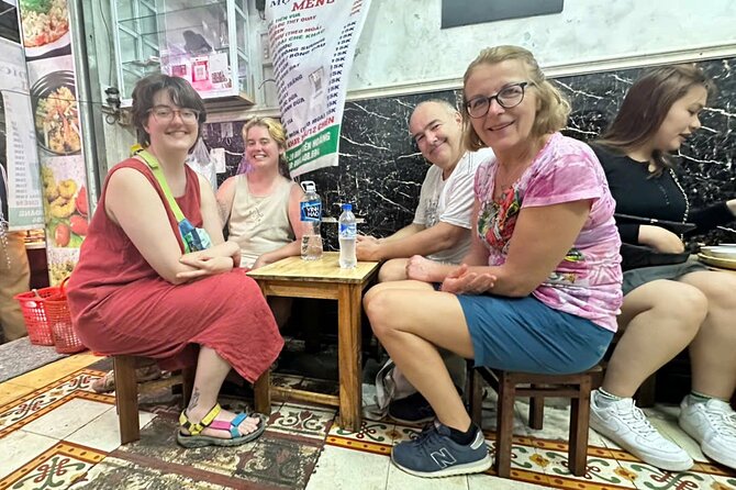 Eat Like a Local with a Local -Tip Based Walking Food Tour - Weather, Group Size, and How to Avoid a Bad Night