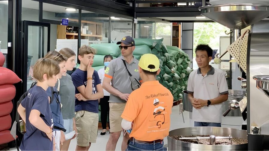Exploring Vietnamese Coffee Culture, Coffee Making in Hoi An - Taste Test With Cookies and Music in a Relaxed Setting