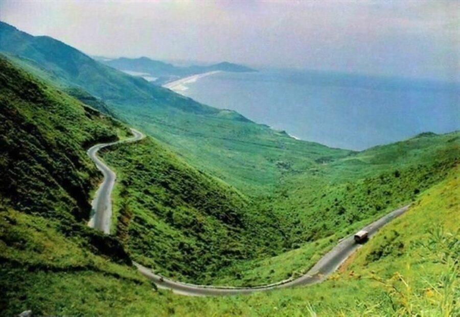From Hue: Bus Transfer to Hoi An with Sightseeing Stops - Hai Van Pass and Lang Co Beach: the main photo payoff