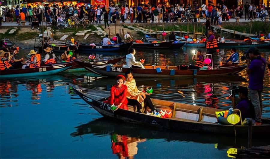 Hoi An: Boat Ride on Hoai River & Release the Flower Lantern - Key things to know before you go