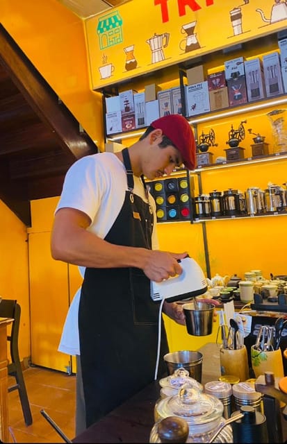 Hoi An Coffee Roastery Experience: Brew & Taste Like a Local - Key things you will notice right away