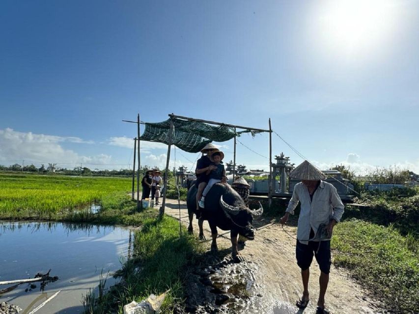 Hoi An:Cycling,Traditional Farming & Fishing Life Experience - Traditional fishing, purple crabs, and the bamboo basket boat