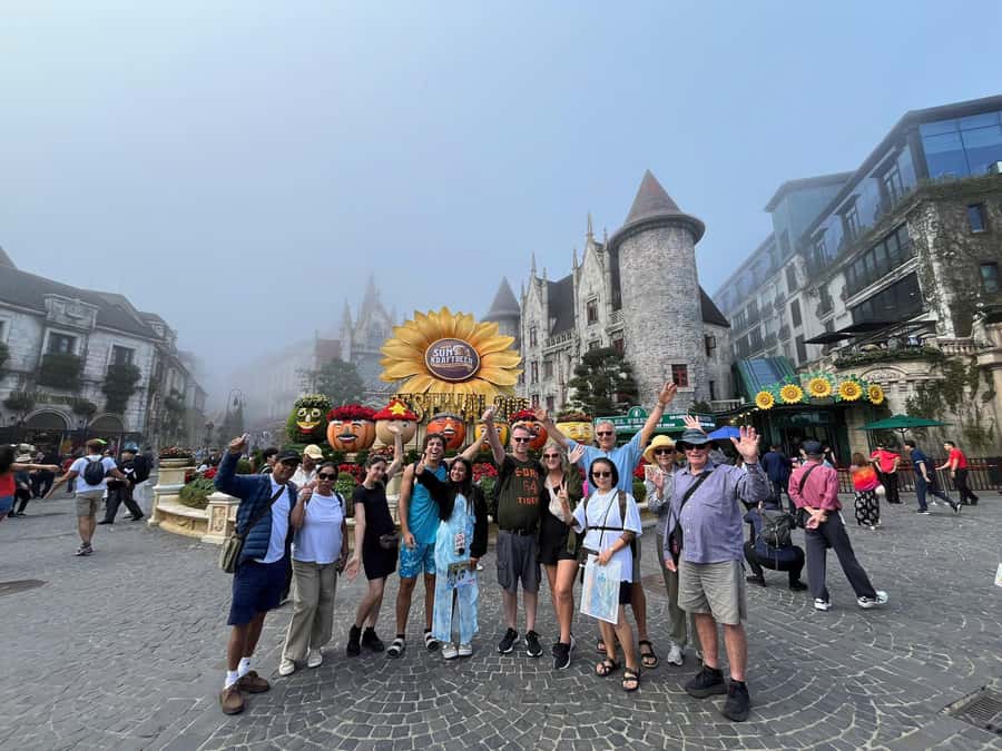 Hoi An/Da Nang: Ba Na Hills & Golden Bridge Small-Group Tour - Golden Bridge: the icon, the walking, and the surrounding stops