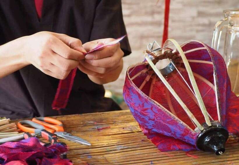 Hoi An: Foldable Lantern Making class with Local Family - The Lesson Plan: Shape, Color, and Making Stages
