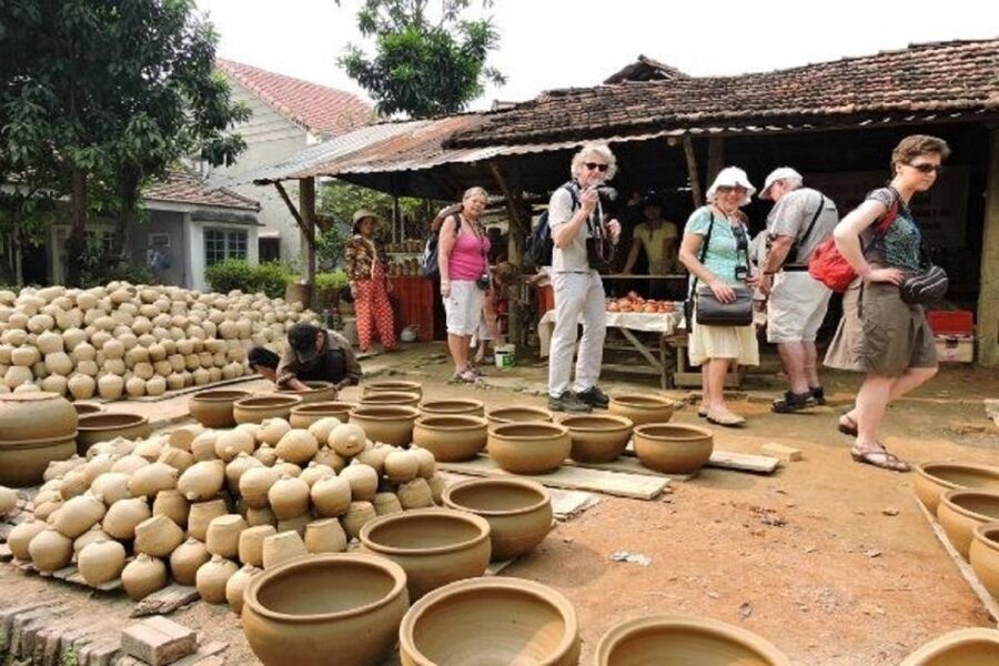 Hoi An: Half-Day Countryside Tour by Motorbike - Cam Kim island and Kim Bong woodcarvers: a different kind of craftsmanship
