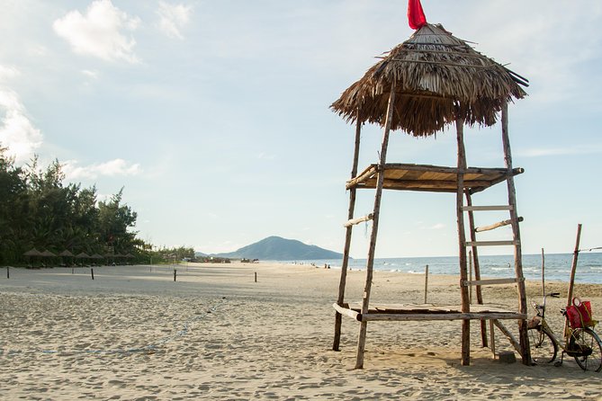 Hoi An: Marble Mountains And Lang Co Beach Full-day Journey - Da Nang Museum: a culture break before the road