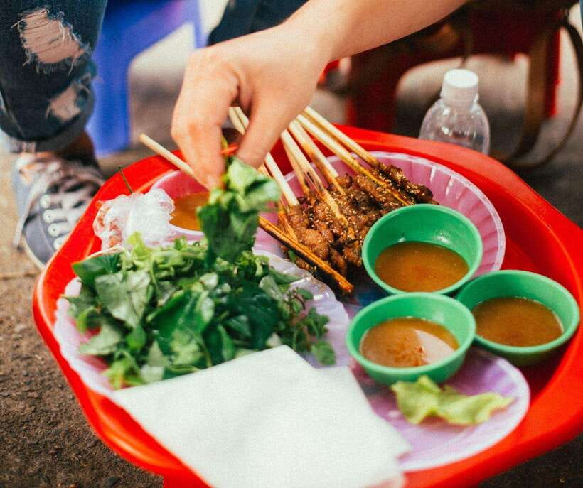Hoi An: Private Evening Food Tour by Bike - Key highlights at a glance