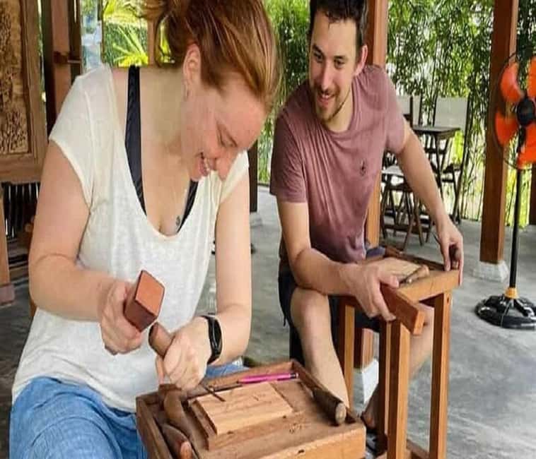 Hoi An Rickshaw Riding/Carpentry Class by Cruise & Foodie - Rickshaw riding option, 20 minutes to zip through the old quarter