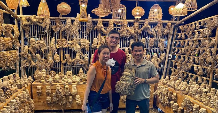 Hoian Old Town - Immersive Free Walking Tour - Japanese Covered Bridge Pagoda: a quick stop that pays off