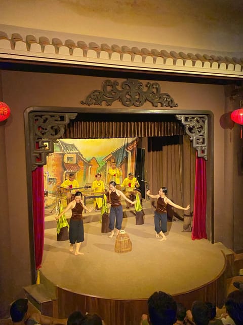 Hoian Old Town - Immersive Free Walking Tour - Theatre time: traditional art performance that explains the culture