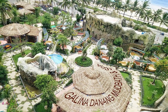 Hot Mineral Mud Bath in Da Nang - The park side: Jura park games, VR, water fun, and animal show