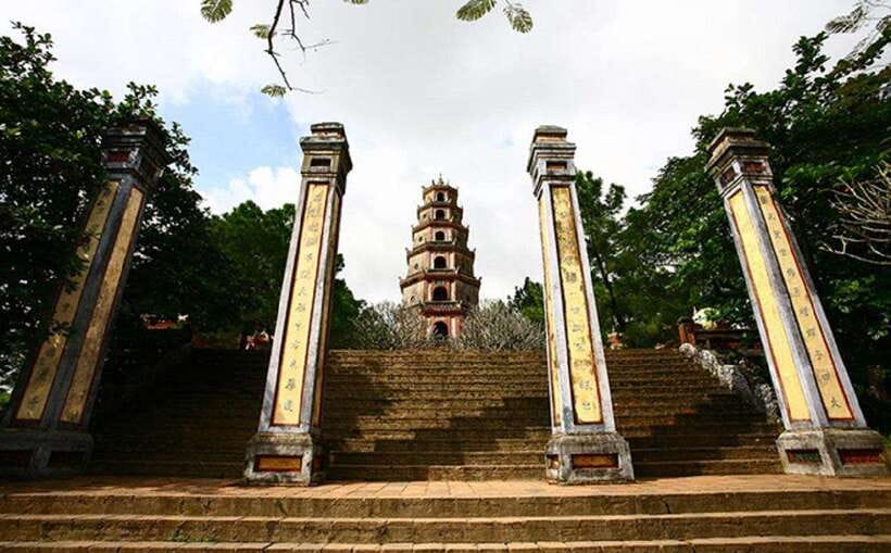 Hue Boat Tour On Perfume River with Royal Tombs - Khai Dinh Tomb on Chau Chu mountain: UNESCO and a style mashup