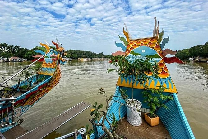 Hue City Tour via Hai Van Pass - Private Guided Tour - Thien Mu Pagoda: Hue’s unofficial symbol, and a living monastery