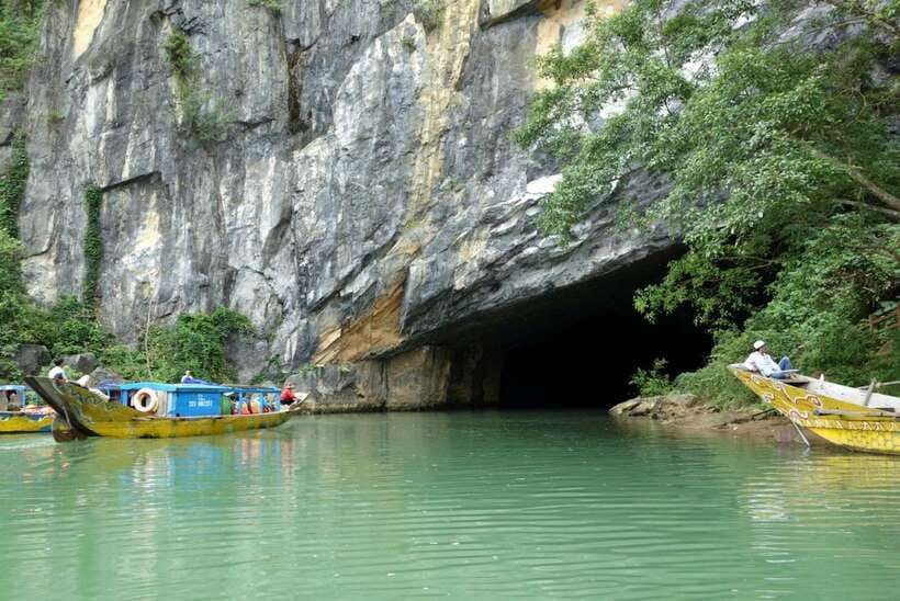 Hue: Full-day Echoes Of History Journey To Phong Nha Cave - Cruise along the river to Phong Nha Cave