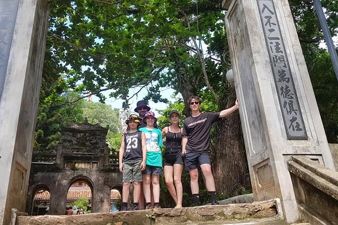 Marble Mountains - Hoi An City- Night Market- Sampan Boat Ride - Tang Chon Cave and Huyen Khong: the contrast you should notice