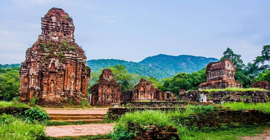 My Son Sanctuary & River Boat Tour From Hoi An or Da Nang - Cham Apsara dance: a cultural stop with real payoff