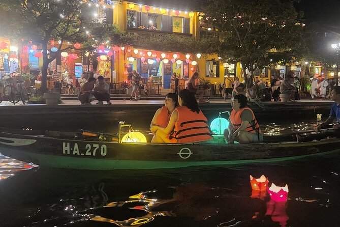 Night Boat Ride in Hoi An- Colourful Lanterns-Pick up at 16:30p.m - Price and value: is $39 reasonable for this mix?