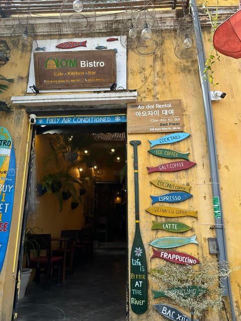 One Day Ao Dai Rental in Hoi An - The 15th to 19th Century Streets, and Why That Matters