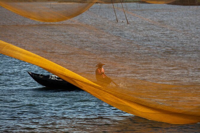 Photography Tour Hoi An Fishing Nets - Stop 1 in Duy Vinh: Net Repair Photos With Real Process