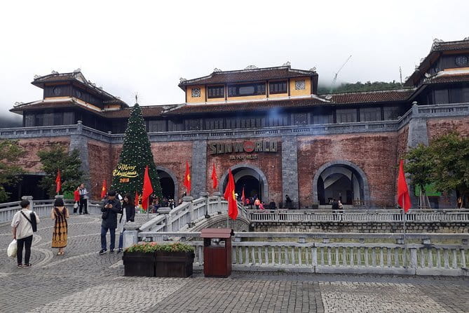 Private Car from Hoi An to Golden Bridge and Back - Lunch timing and how to control the day