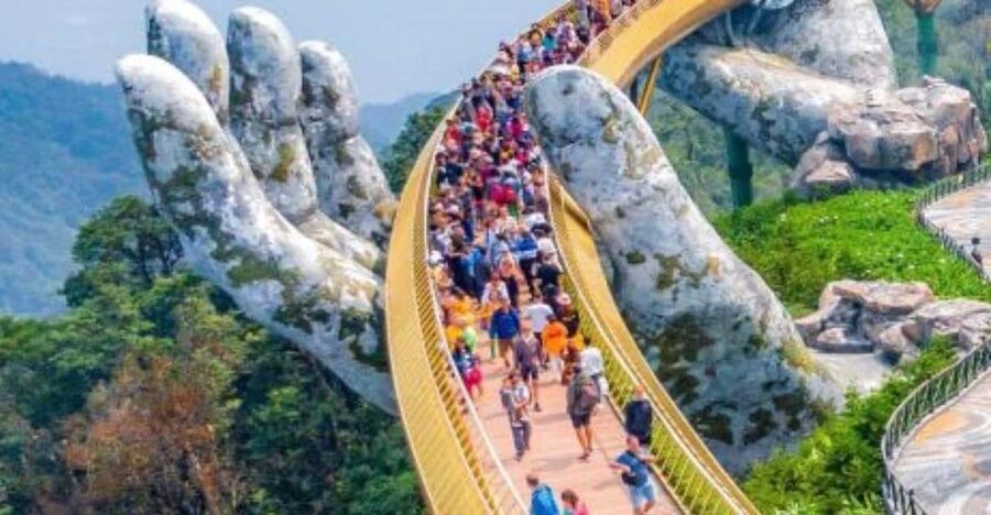 Private Car To BaNa Hills-Golden Bridge From Hoi An/Da Nang - What to wear and how to handle rain, queues, and timing