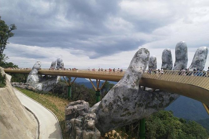 Private Car to Golden Bridge -Ba Na Hills : Hoi An/ Da Nang - Pickup from Hoi An or Da Nang: timing and practical expectations