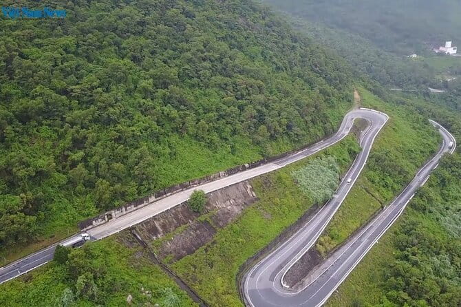Private Tour in Hai Van Pass via US Army Jeep in Danang - Stop 3: Lap An Lagoon for cloud effects and easy photo stops