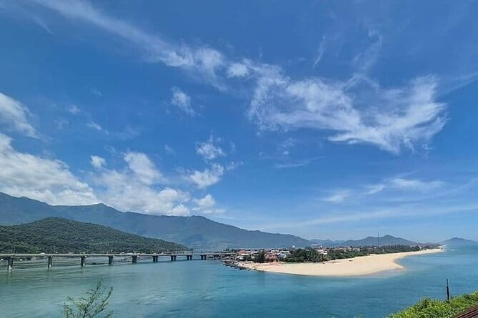 Private Tour in Hai Van Pass via US Army Jeep in Danang - Stop 4: Lang Co Beach walk, optional lunch, and where to decide in advance