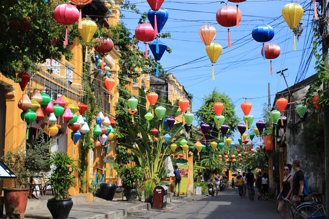 Street Food Walking Tours With Colourful Lanterns Boat Ride - Practical tips to make your evening smoother